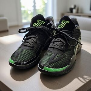 Title: Jordan Tatum 1 Black Green Basketball Shoes Sneakers Like New